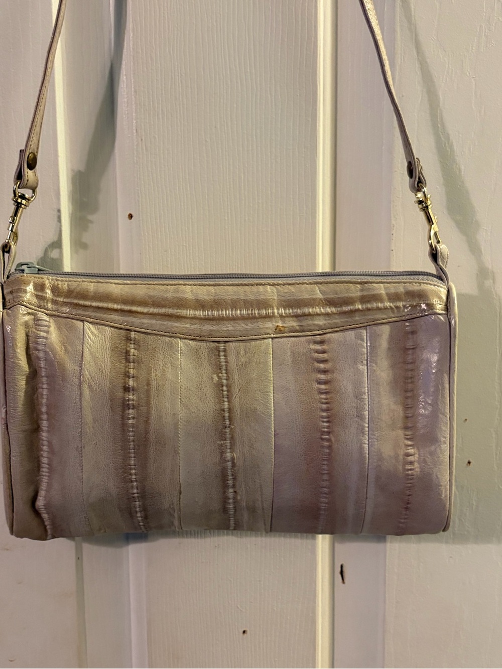 Women's vintage eel Metallic Pearl Shoulder Bag